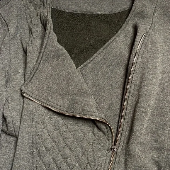 Athleta Zip Quilted jacket Outerwear size large- Moto Style - Picture 8 of 8